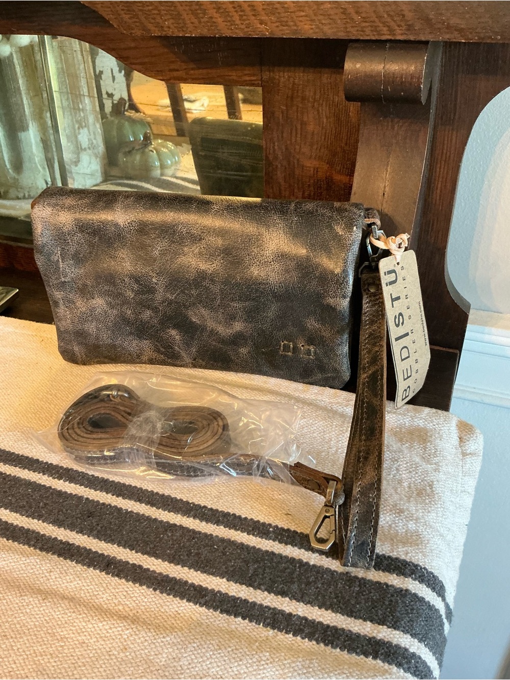 NWT Bed Stu Leather Cadence Wallet Wristlet Crossbody Bag Black Lux MSRP $179 - Picture 3 of 15